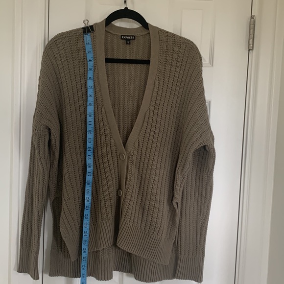 Express trendy cardigan sweater size medium but fits large - Picture 7 of 9